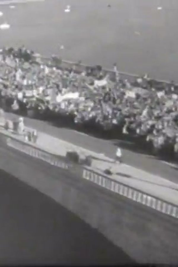 Anti-War Demonstrators Storm Pentagon, 1967/10/24