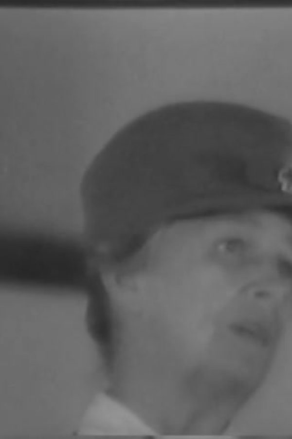 Mrs. FDR Tells One, 1943/09/30